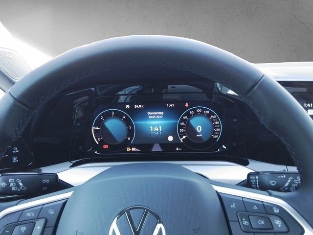 Fahrzeugabbildung Volkswagen Golf VIII Variant 2.0 TDI Life Navi LED ACC PDC