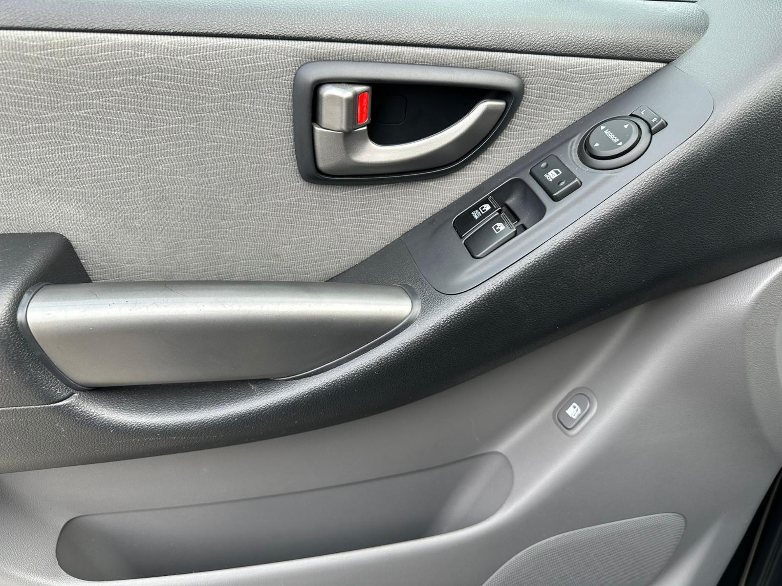 Hyundai H-1 Travel Navi BT Temp AHK Sitzhzg Dach