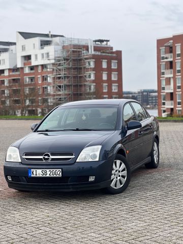 Opel Vectra 2.2 -