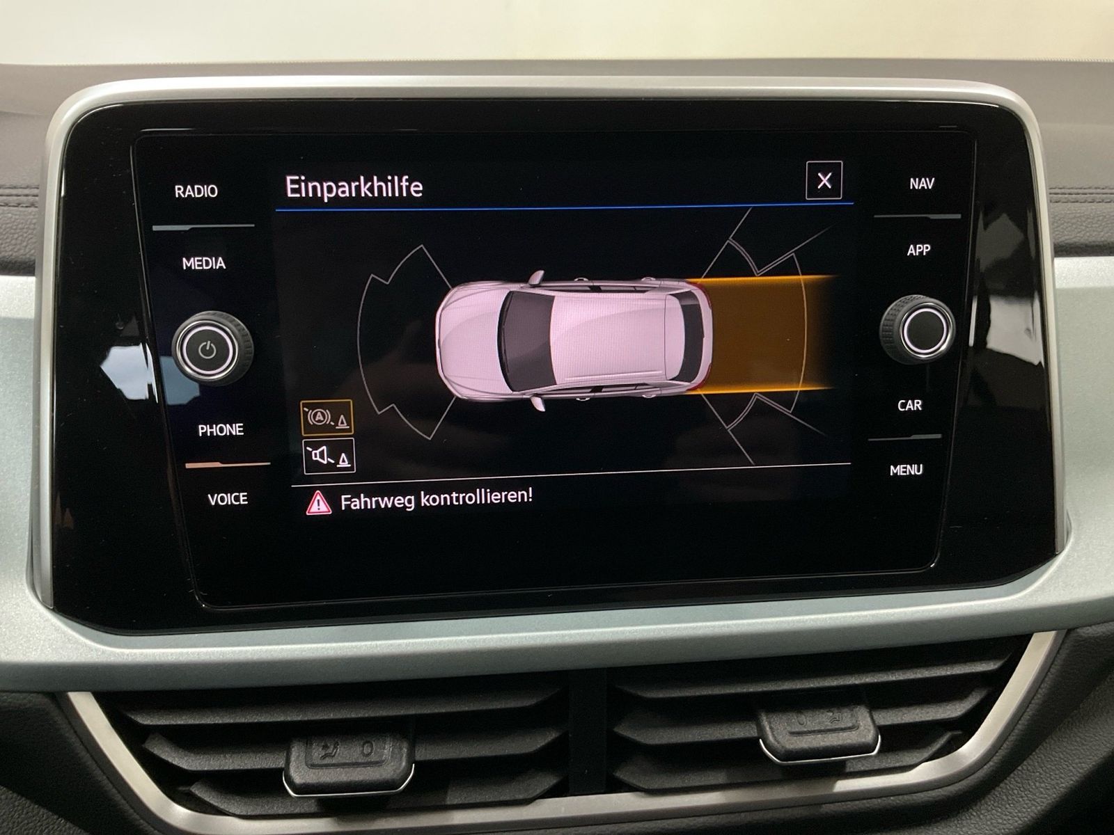 Volkswagen T-Roc - Bild 14