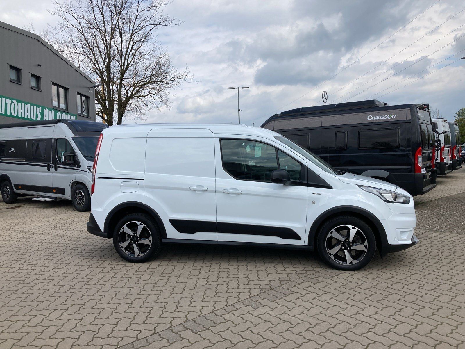 Fahrzeugabbildung Ford Transit Connect Kasten Active 88KW LKW Zulassung