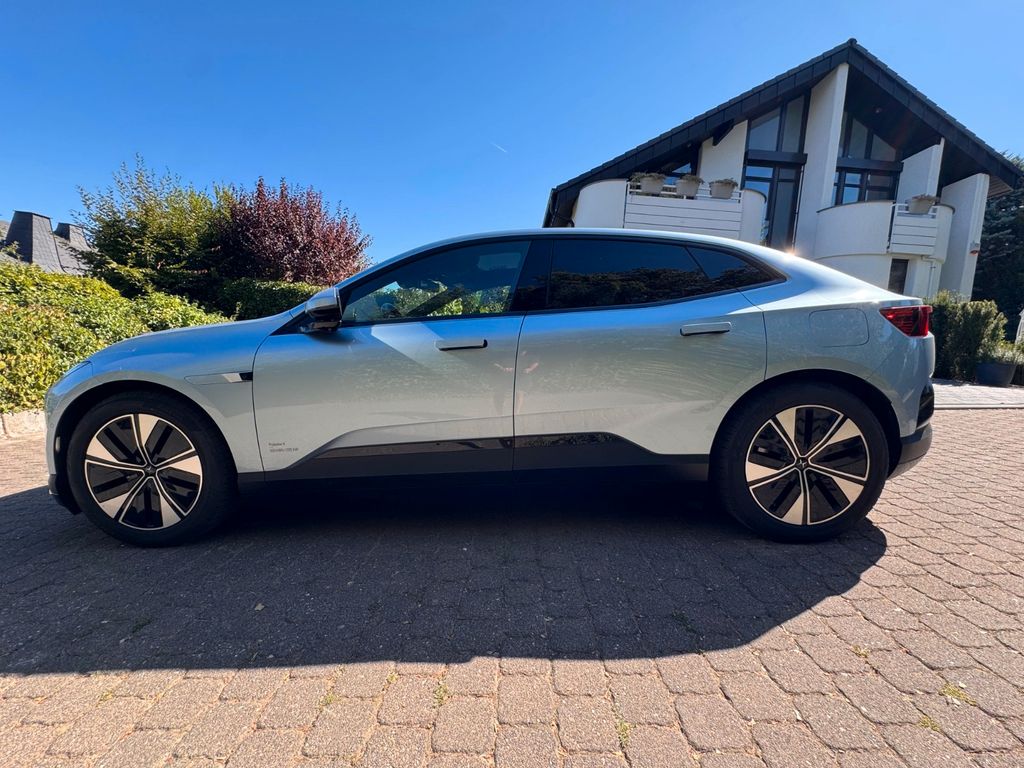 Image of Polestar 4