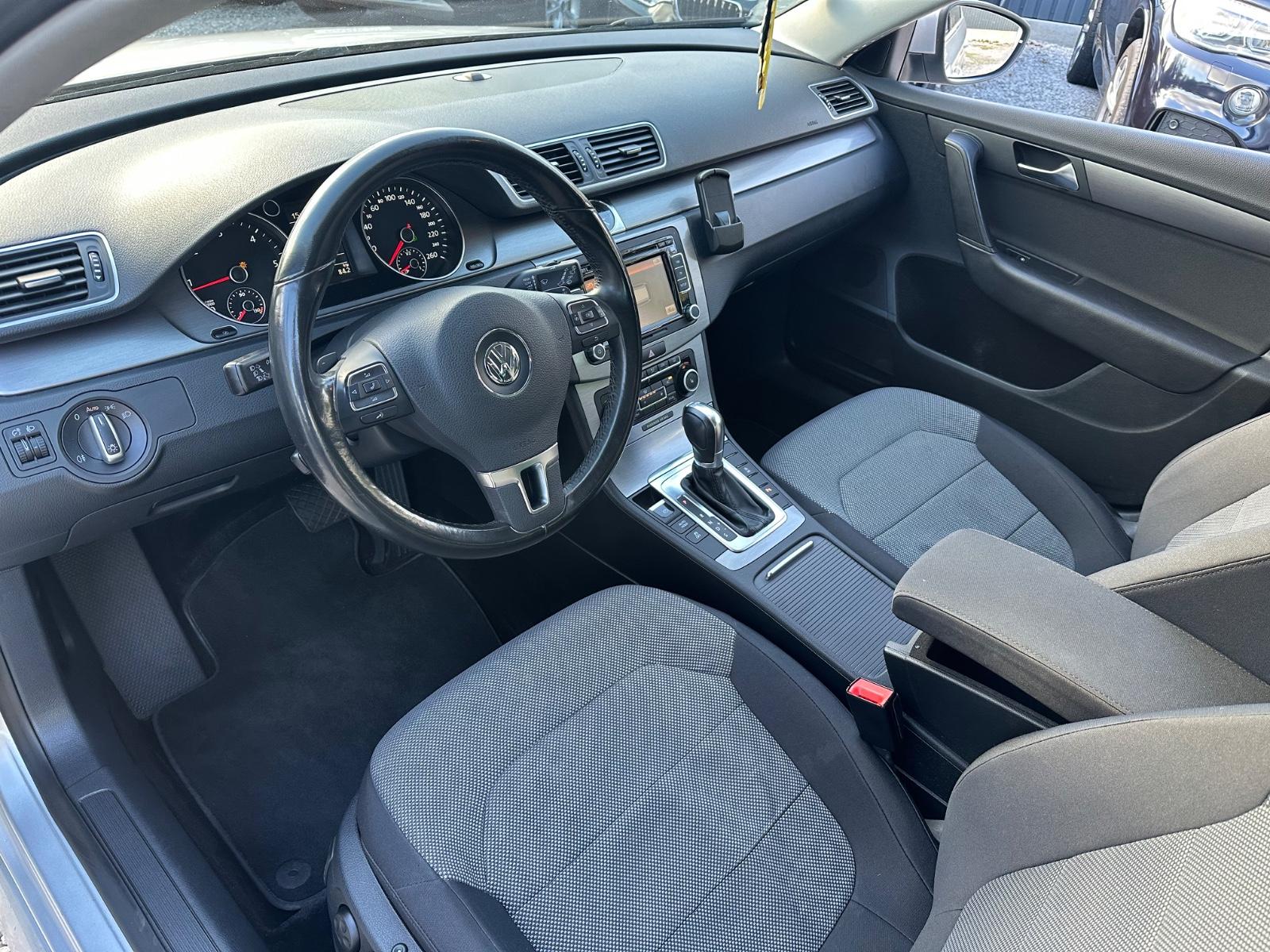 Volkswagen Passat 2011 — photo 9