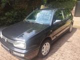 Volkswagen Golf 1.8 Auto Standard - Volkswagen Golf: Standard