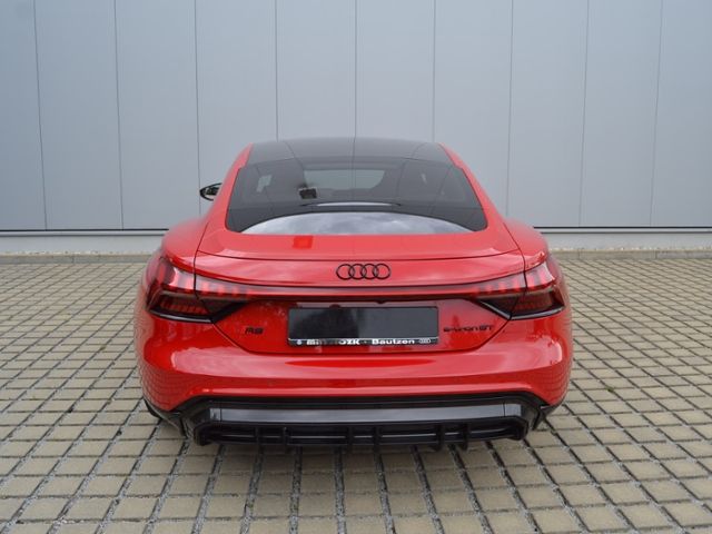 RS e-tron GT quattro NP:177.228/CARBON/LUFT/21-Z