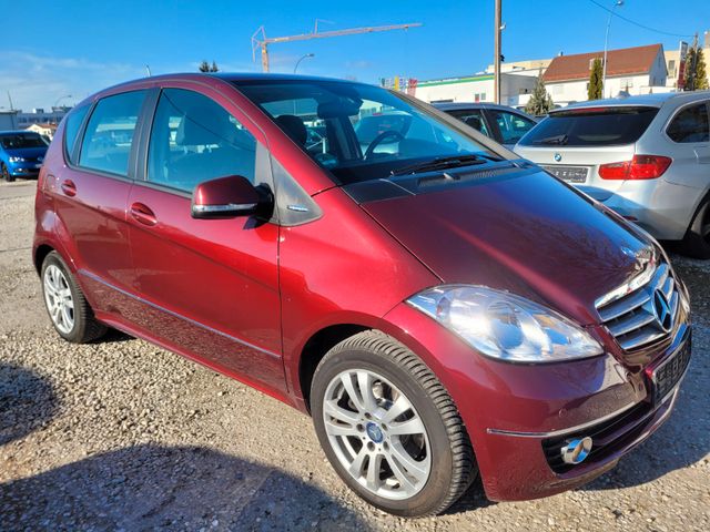 Mercedes-Benz A 160 *Automatik*Standheizung.*Navi*1A