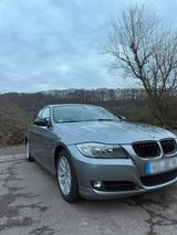BMW 3er E90 320i  Sehr gepflegt, unfallfr... - BMW 320: 320i E90
