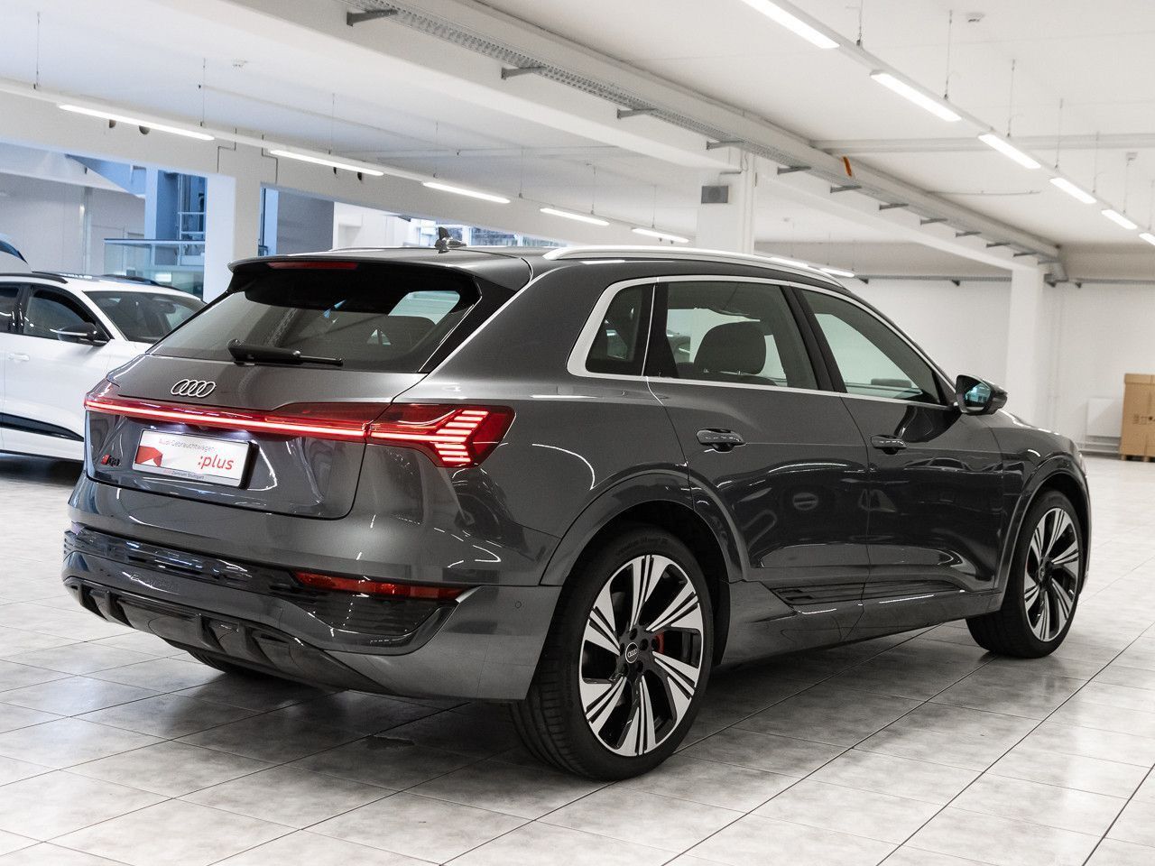 Audi Q8 e-tron - Bild 8