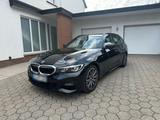 BMW 318d Touring M-Paket AHK/PANO - BMW 318: 318d M Paket