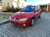 Renault Megane 1,6 16V 2001 - Renault Megane aus 2001: 1.6
