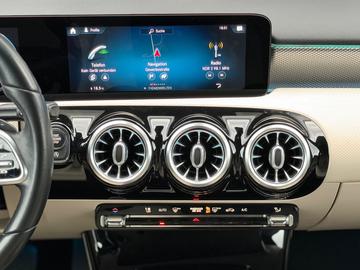 صورة مصغرة 19 لـ 2019 Mercedes-BENZ A 220