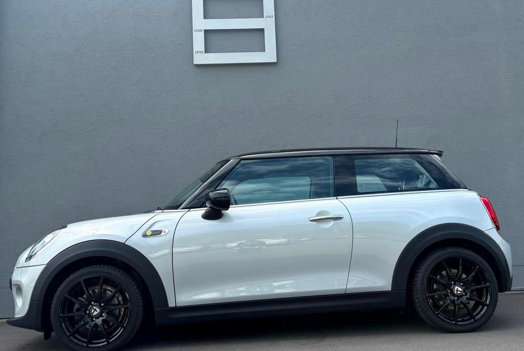 MINI COOPER SE Mini 3-trg. Cooper SE Trim S imagem 3