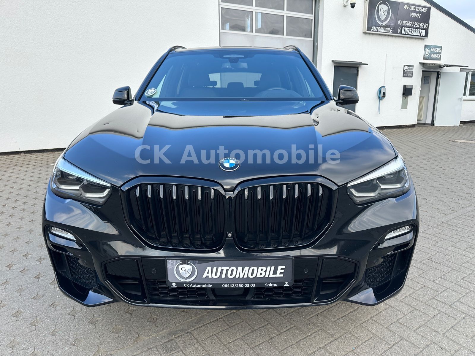 Fahrzeugabbildung BMW X5 xDrive 30d MSport/22Zoll/HeadUp/Pano/360°/AHK
