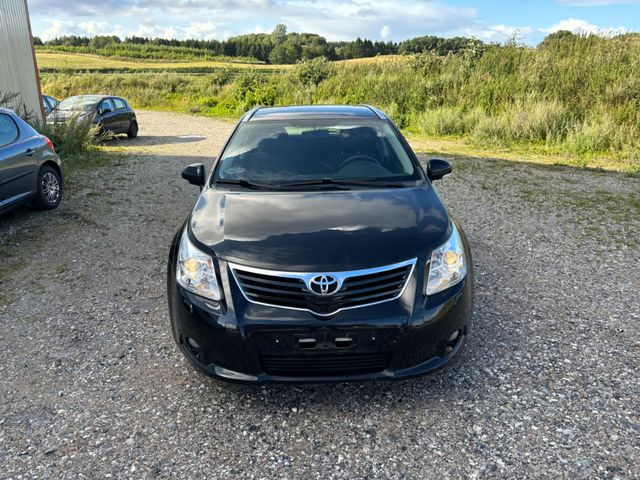 Toyota Avensis Kombi Sol AUTOMATIK