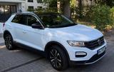 Volkswagen VW T-Roc 2.0 TDI IQ.DRIVE AHK+NAVI+KAM+STDHZ+AID - VW T-Roc von privat