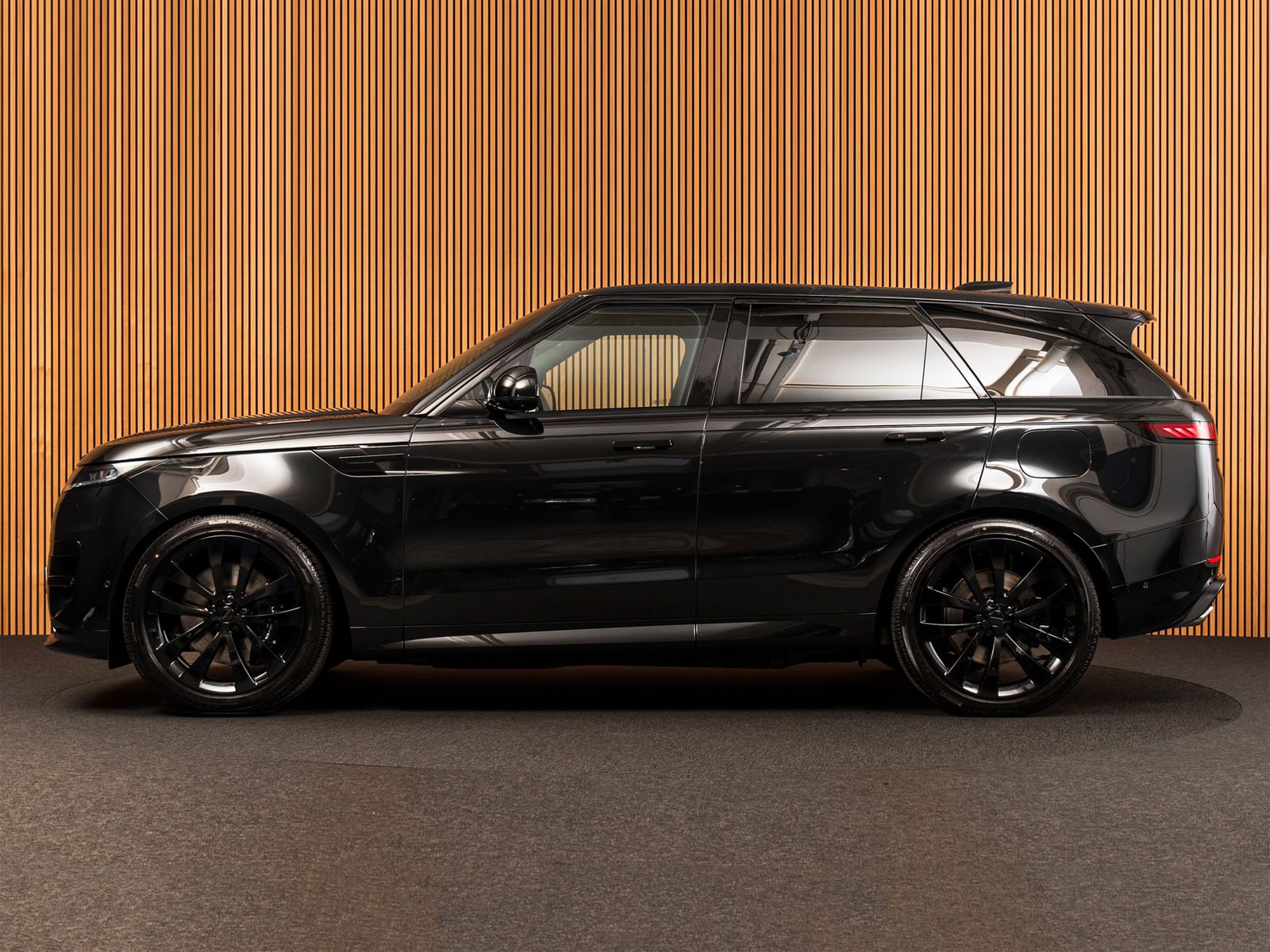 Land Rover Range Rover Sport P460e Dynamic HSE MY26-23" imagem 2