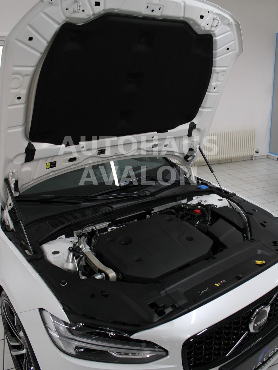 Volvo V90 AWD*Ultimate Dark*R-Design~B&W®~PANO~FOUR-C foto 11