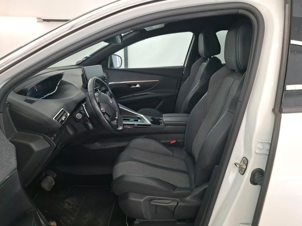 Fahrzeugabbildung Peugeot 5008 Allure Pack 1.2T NAVI/LED/PDC/CAM/VIRTUAL