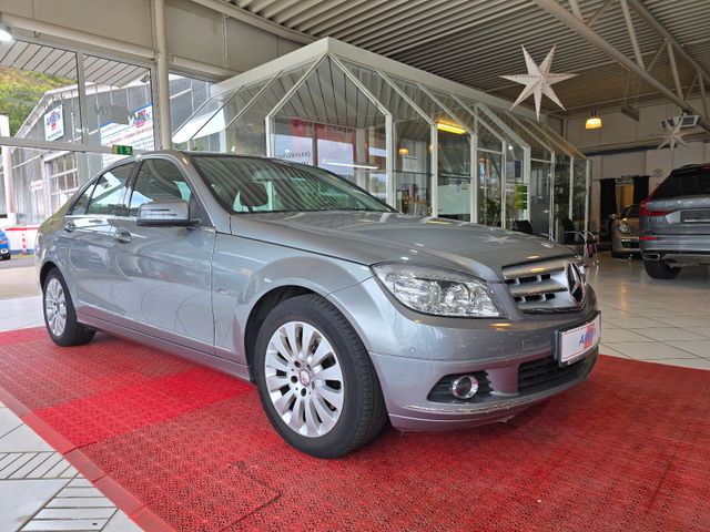 Mercedes-Benz C 250 CGI BlueEFFICIENCY Autom. +SHZ+TEMPOMAT+