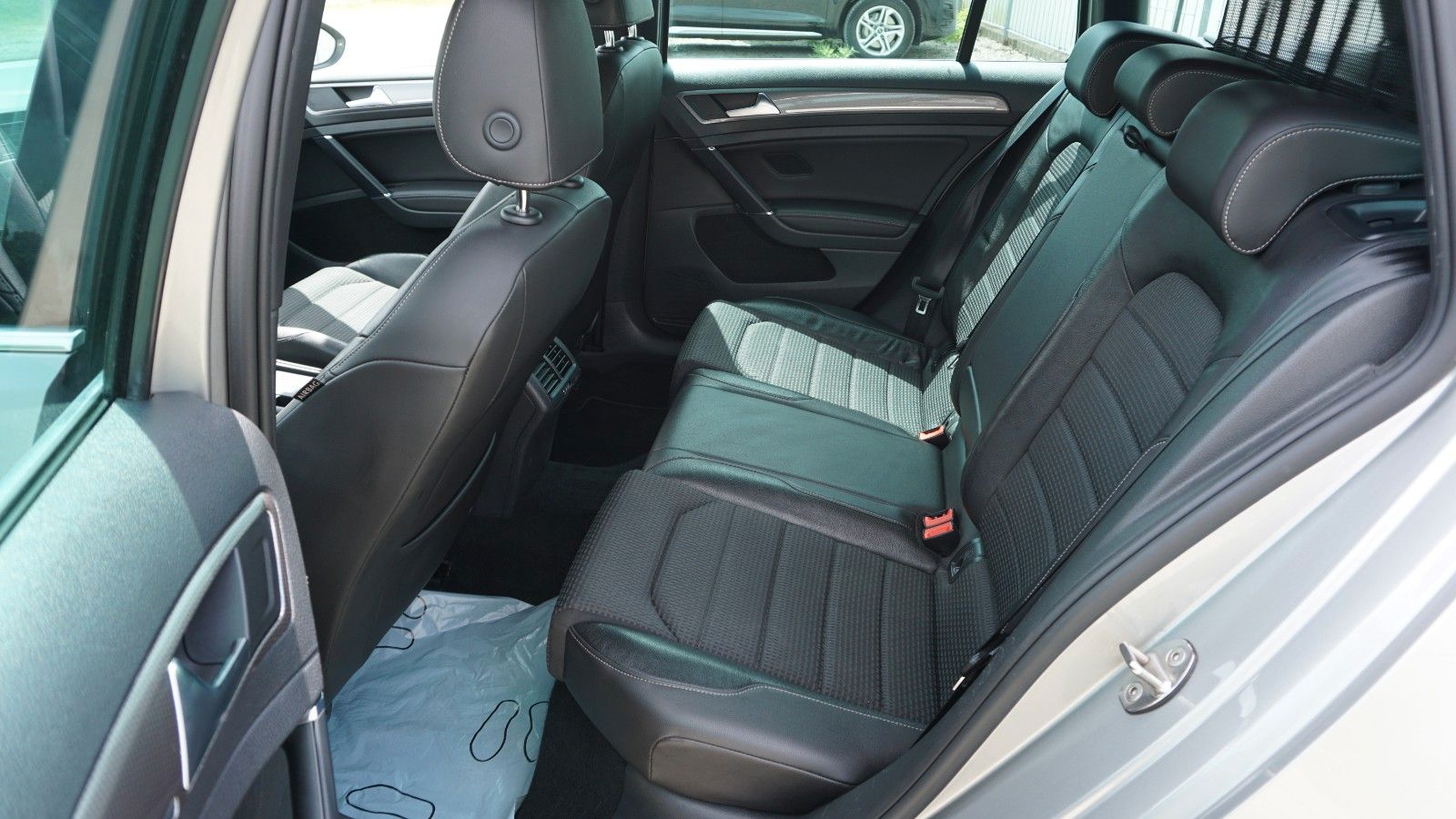 Fahrzeugabbildung Volkswagen Golf VII Alltrack, Variant, BMT, 4M,T.Leder,Navi