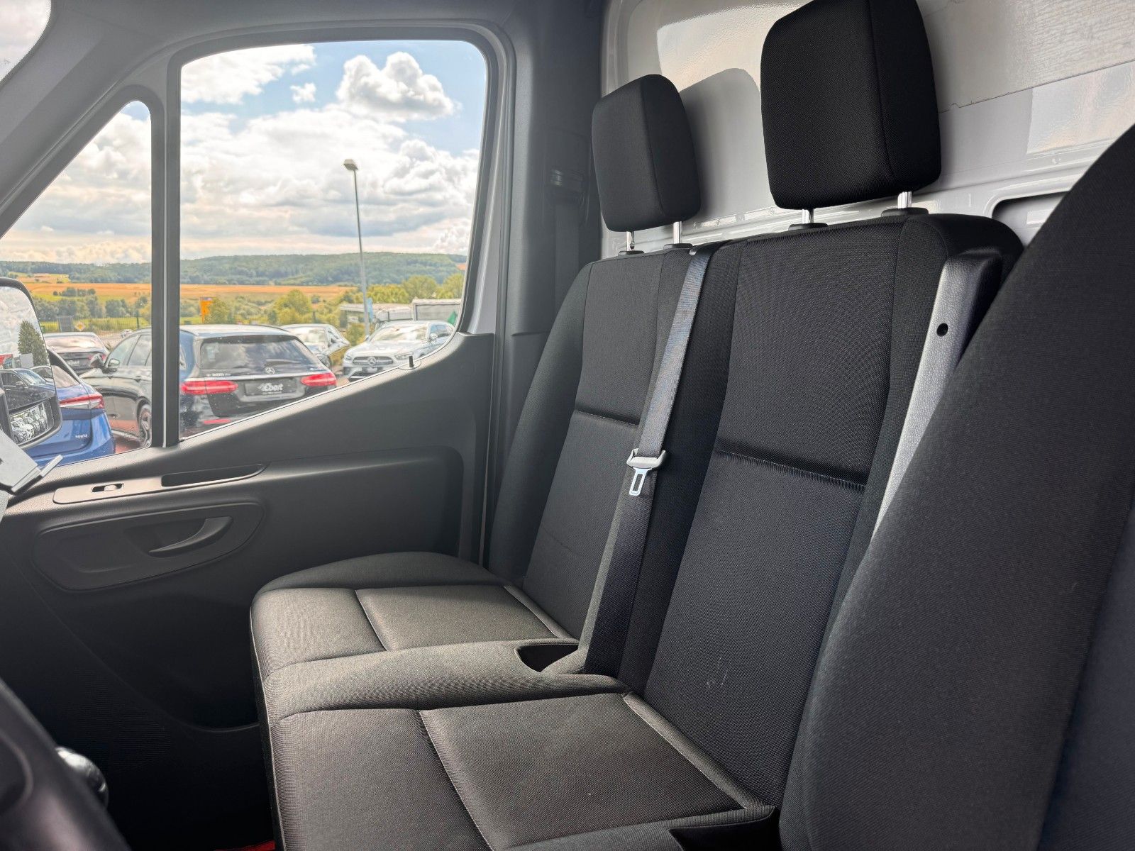 Fahrzeugabbildung Mercedes-Benz Sprinter 317 CDI 4325 Koffer LBW Klima Kamera