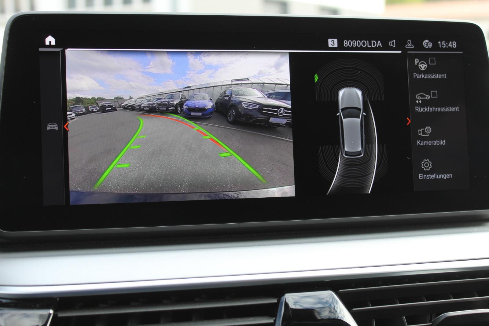 BMW 520d xDrive Tour. +HUD+Sportsitz+MEMORY+DAB+ACC+