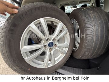 Ford Kuga - 9