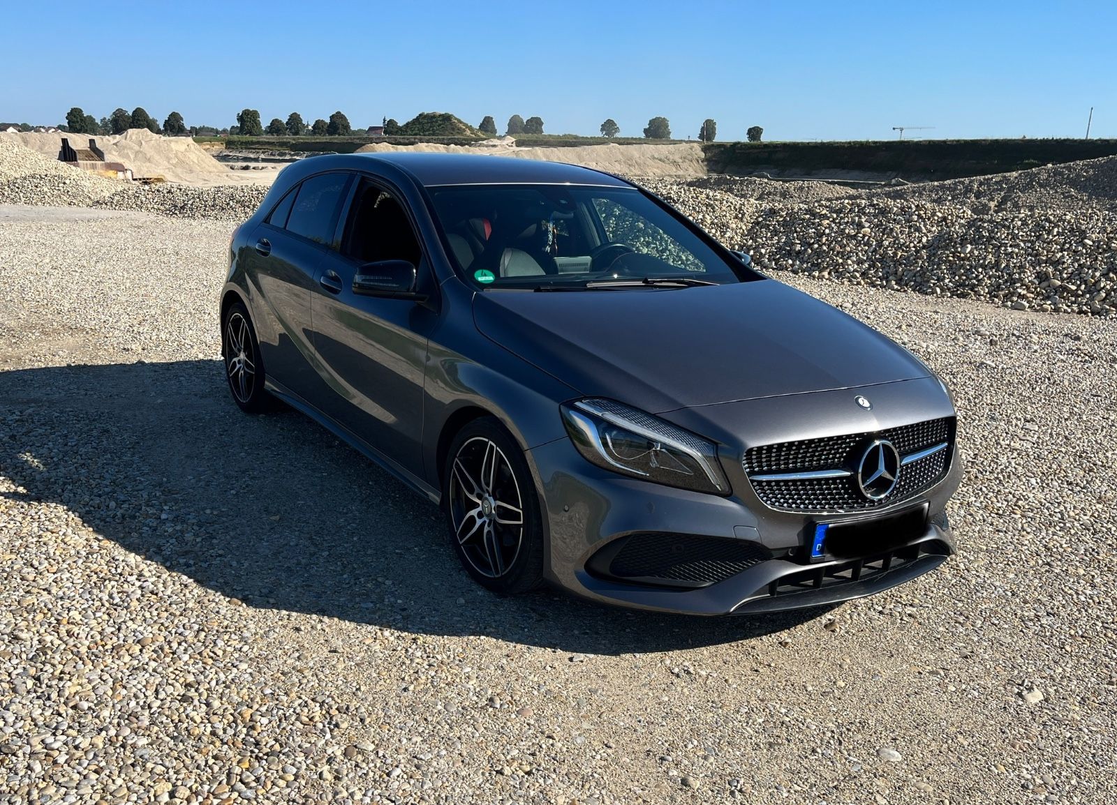 MERCEDES-BENZ A 180 AMG Line AMG Line