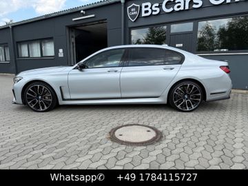BMW 750 - 9