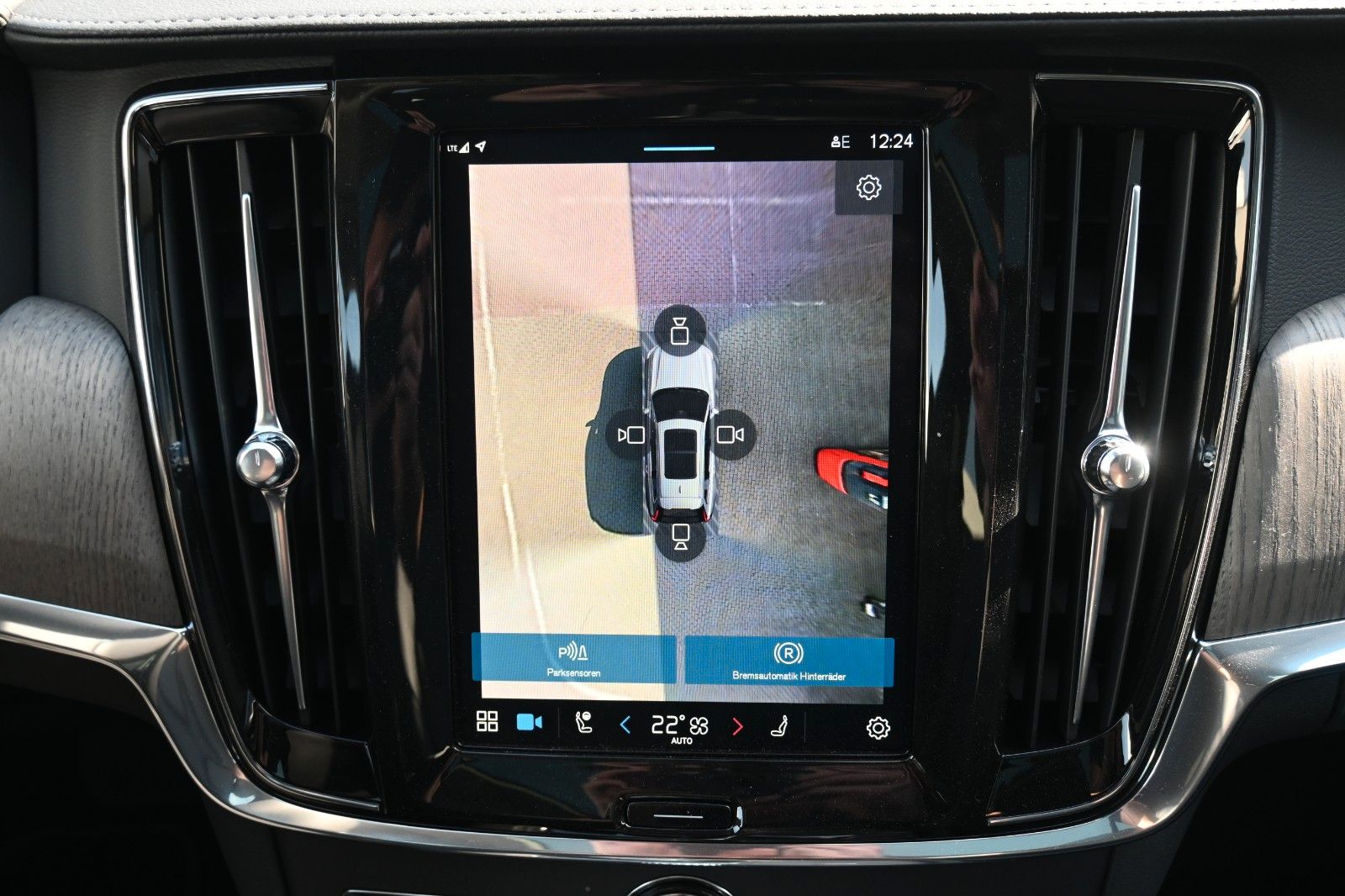 Fahrzeugabbildung Volvo V90 B4 Diesel Plus Dark*Pano*360°*STHZG*21 Zoll*