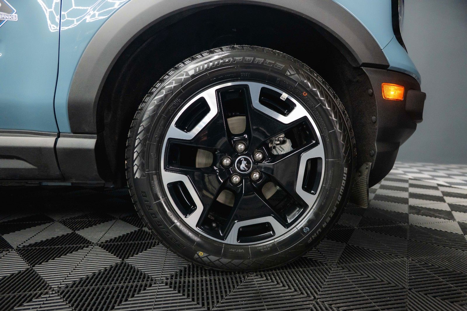 Fahrzeugabbildung Ford Bronco Sport 4x4 Outer Banks *LED*CarPlay*Pano*