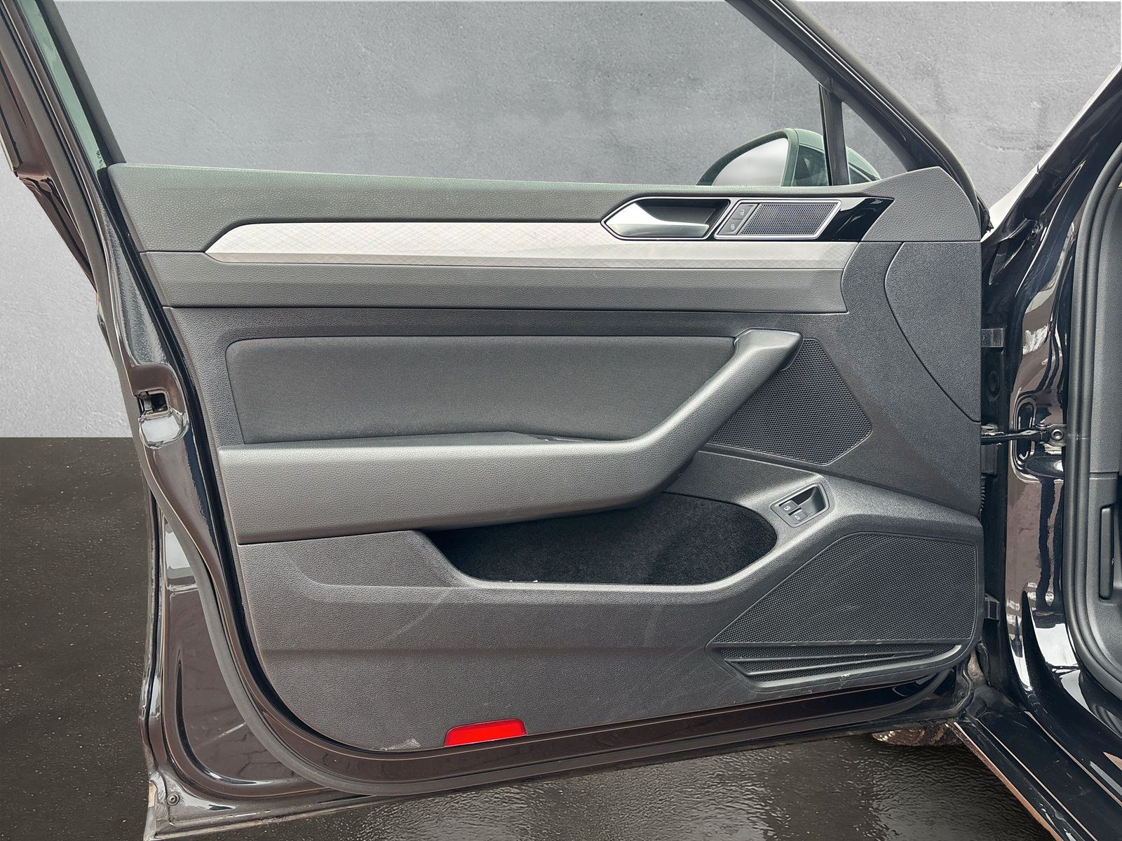 Fahrzeugabbildung Volkswagen Passat Variant GTE 1.4 TSI Kamera AppConnect SHZ