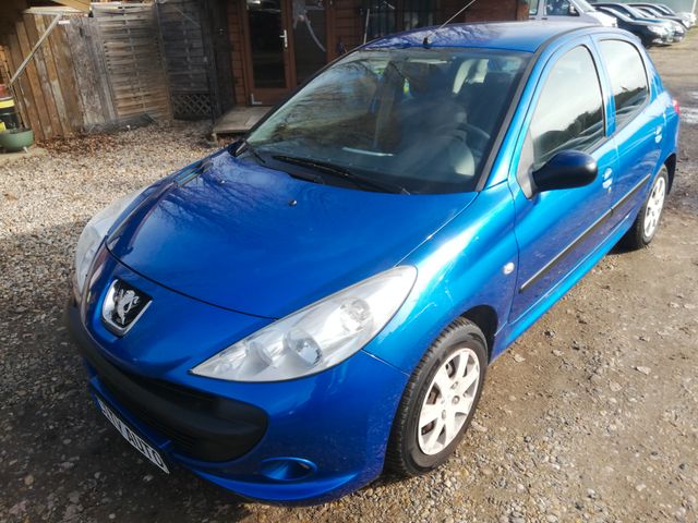 Peugeot 206 + Basis