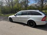Mercedes-Benz C 55 AMG C 55 T limitiert auf 595 Stück! - Mercedes-Benz C 55 AMG mit Benzin-Antrieb