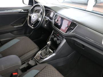 Volkswagen T-Roc 1.5TSI DSG IQ DRIVE PANORAMA KAMERA ACC