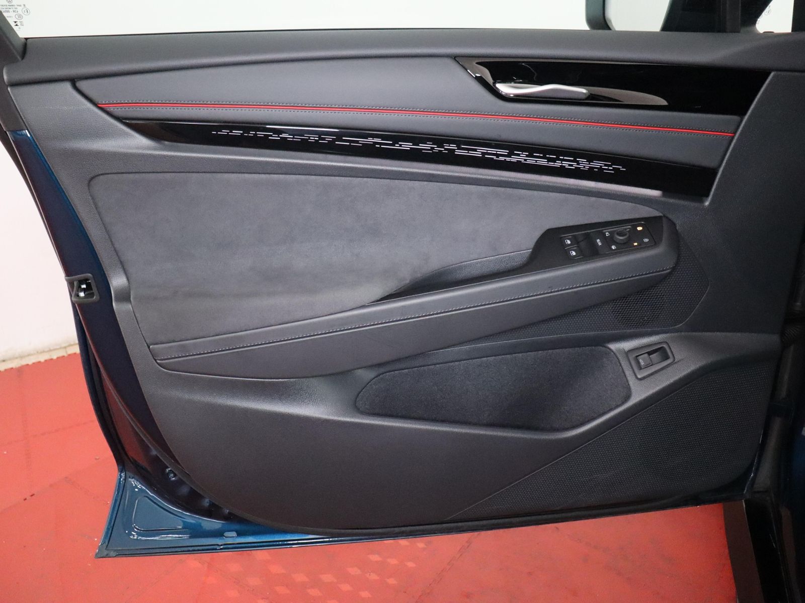 Volkswagen ID.7 GTX 250 86 484,-ohne AHK Pano H&K foto 16