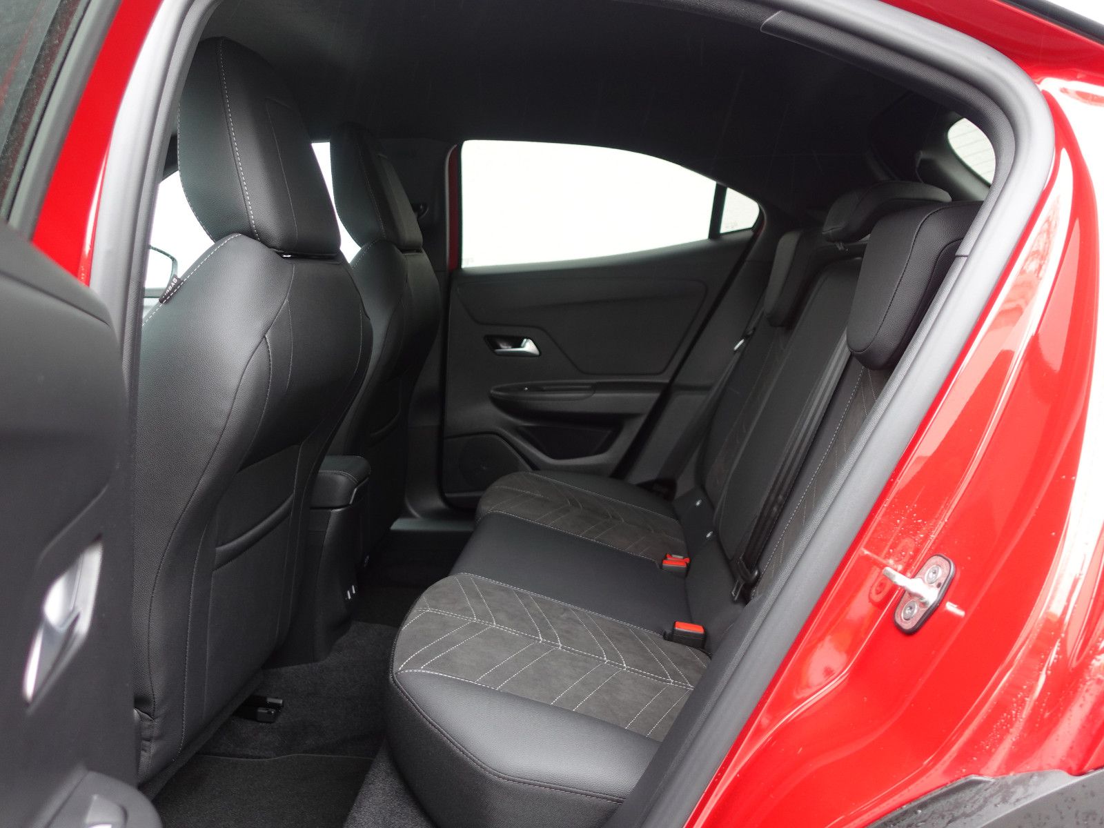 Fahrzeugabbildung Opel Mokka GS 1.2T,MatrixLED,Kamera,Sitzhzg,Allwetter