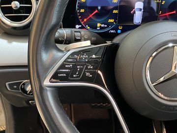 Mercedes E 300 - 11