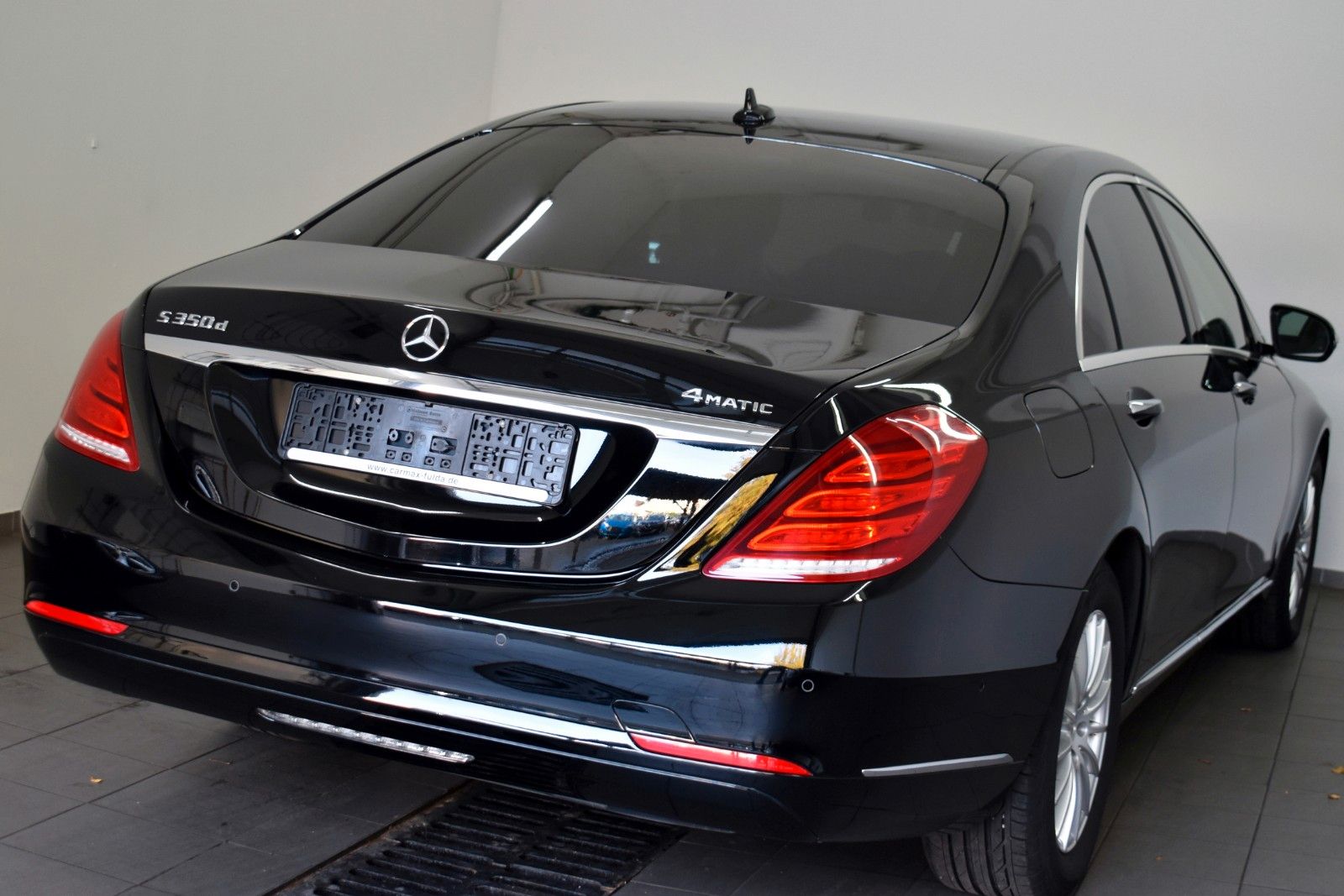 Fahrzeugabbildung Mercedes-Benz S 350 d 4Matic Long,Sitzlüft,Park-Paket,HUD,360°