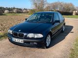 BMW E46 325i - BMW 325: E46 325i