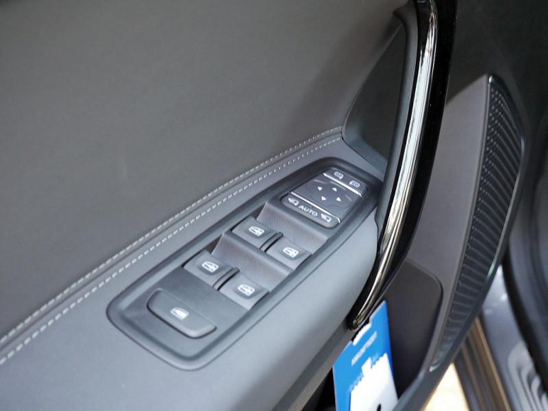 Mercedes-Benz T 180 PROGRESSIVE NAVI AUTOMATIK LED KAMERA 7SIT
