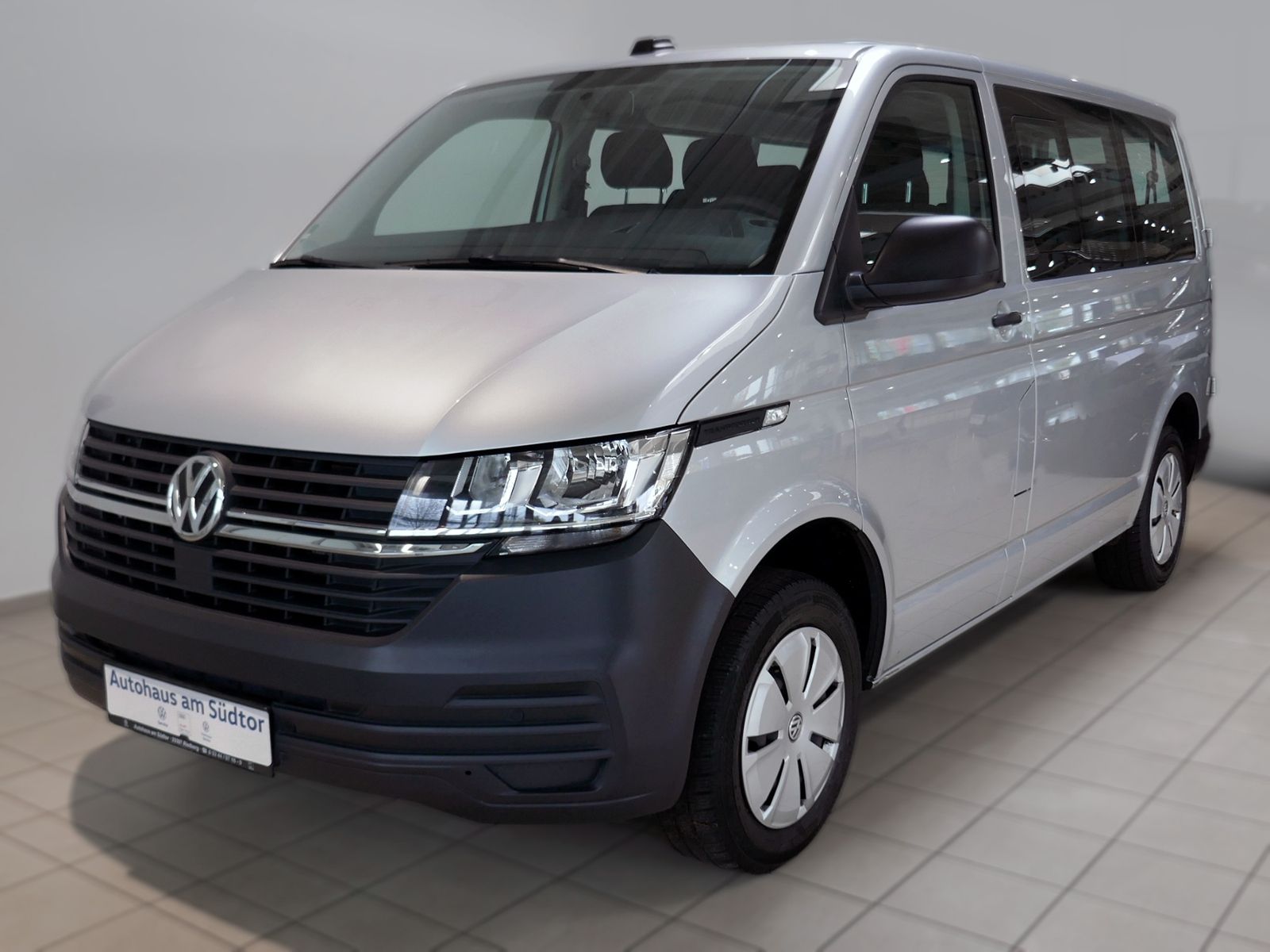 Fahrzeugabbildung Volkswagen T6.1 Transporter Kombi 2.0 DSG | PDC AHK GRA App