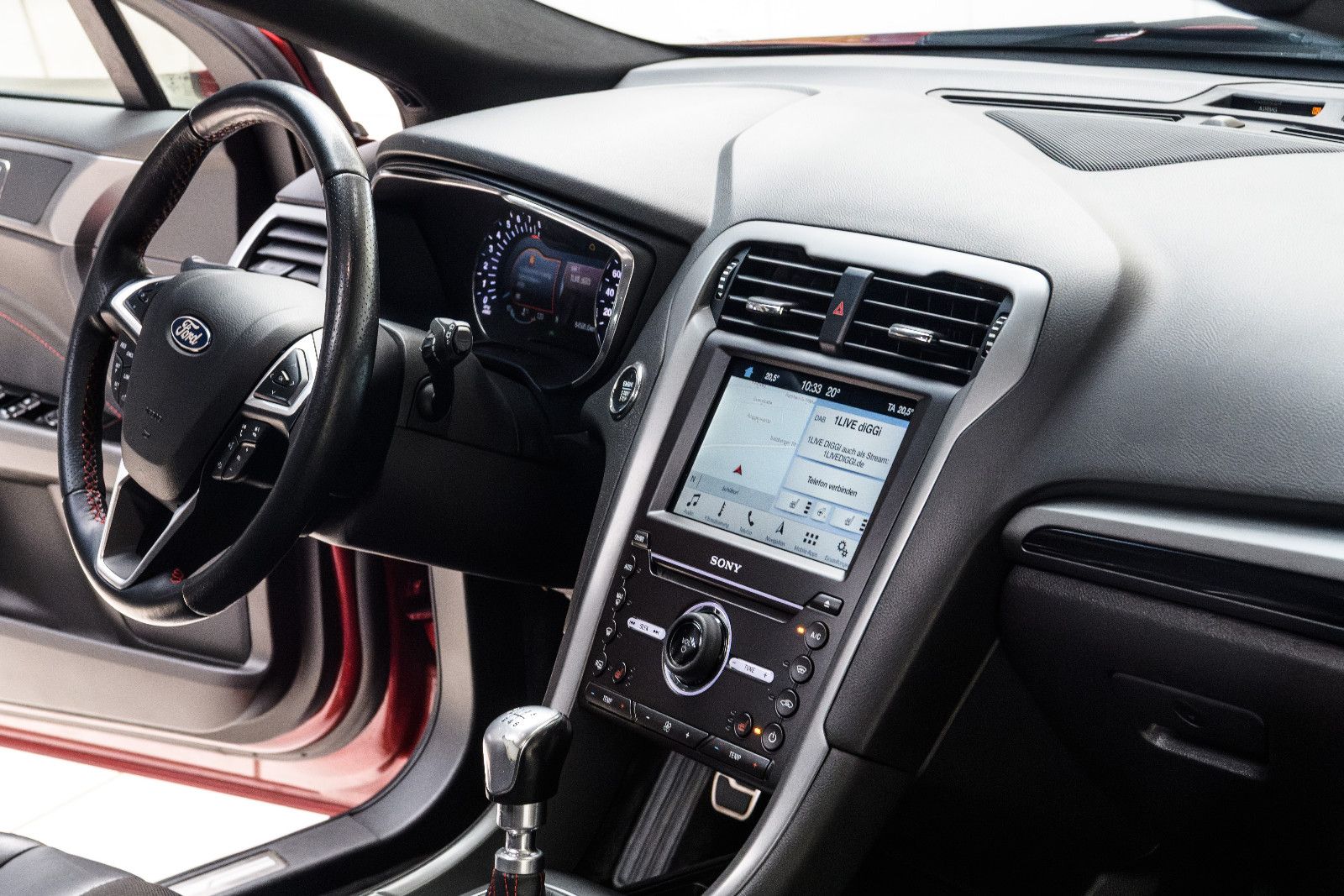 Fahrzeugabbildung Ford Mondeo Turnier ST-Line+PANO+LED+GJR+ACC+SHZ+MEMO