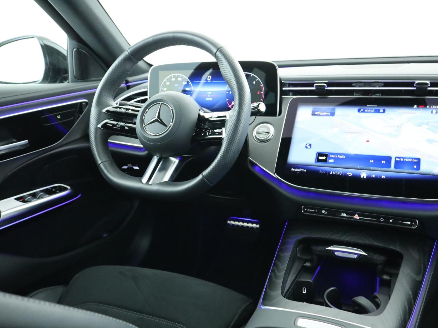 Mercedes-Benz E 220 d AMG Advanced*LED*AHK*Night*Distronic*Kam