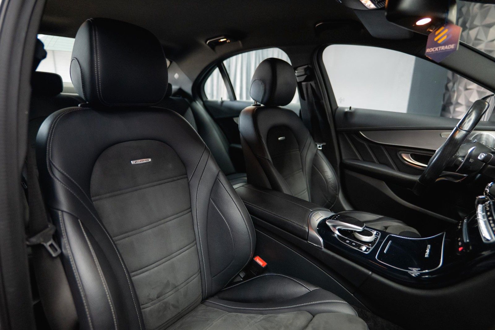Fahrzeugabbildung Mercedes-Benz C 63 AMG Lim. | BURMESTER | LED | Top Zustand