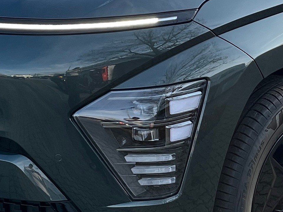 Fahrzeugabbildung Hyundai KONA Elektro 65kWh Trend Assistenz-Paket