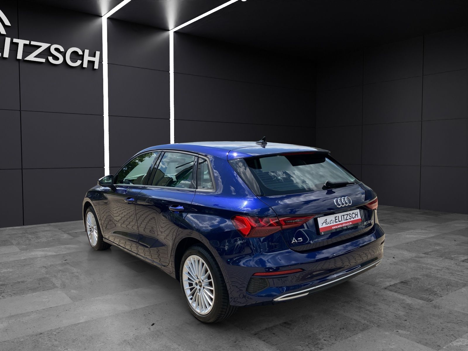 Fahrzeugabbildung Audi A3 Sportback 40 TFSI e S tronic LED DAB EPH SH N