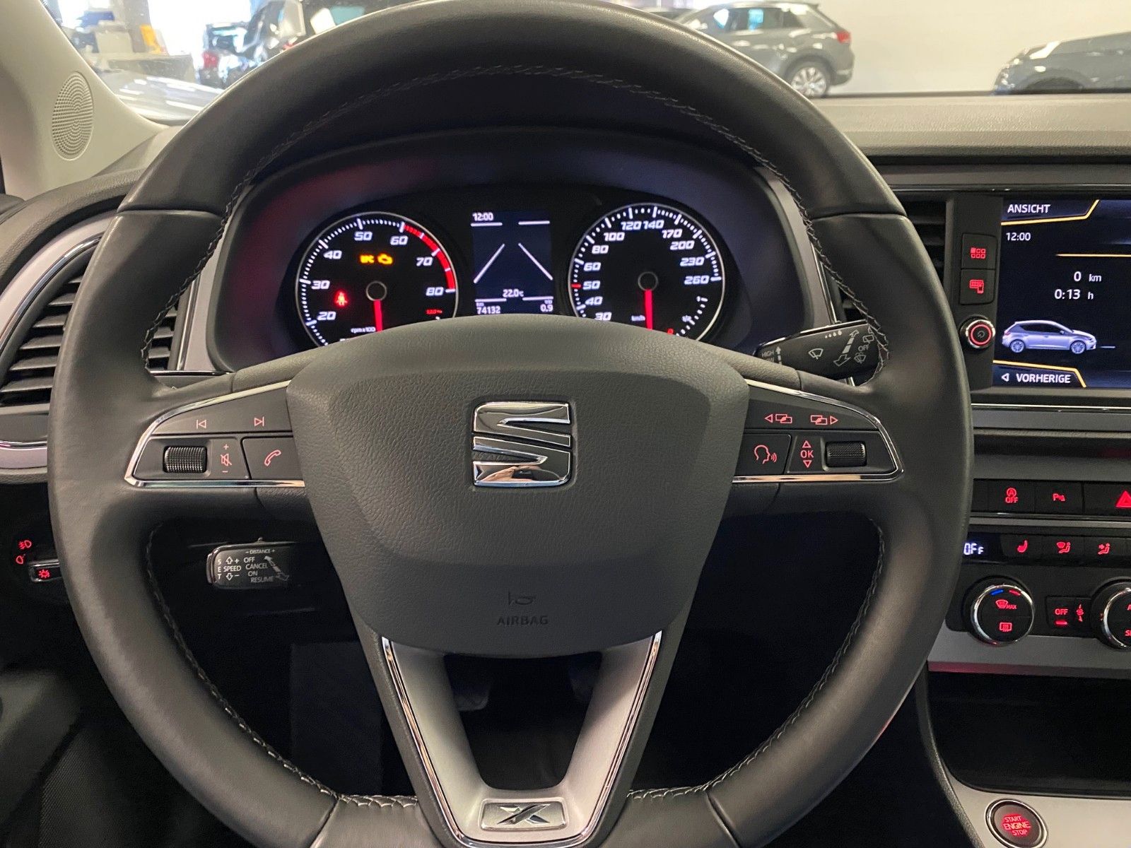 Fahrzeugabbildung SEAT Leon 1.4 TSI LIM. Start&StopXcellence+LED+17"ALU
