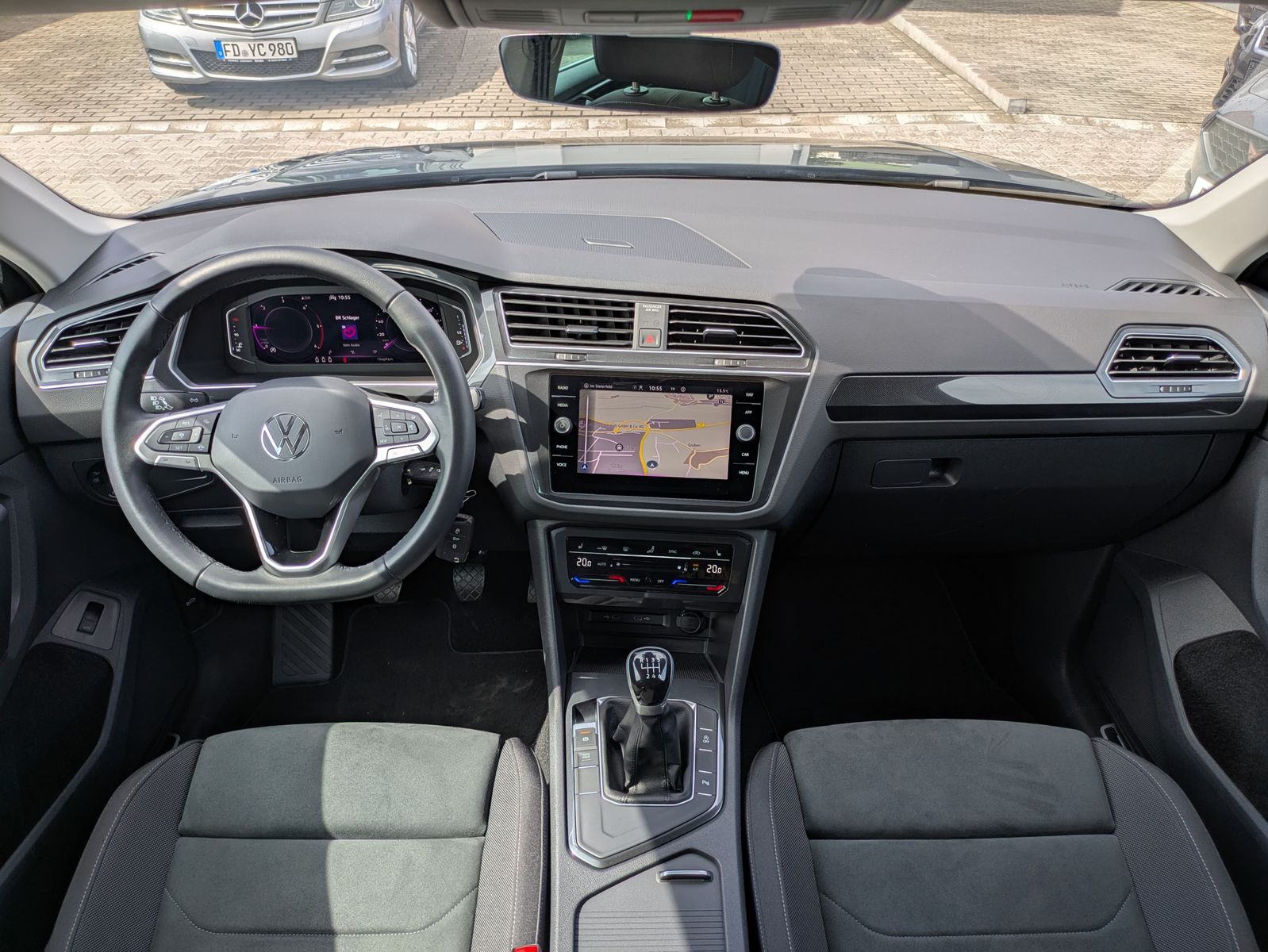 Fahrzeugabbildung Volkswagen Tiguan 2.0 TDI Elegance MATRIX*ACC*CAM*MASSAGE