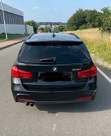 BMW 320i Touring M Sport - BMW 320: 320i